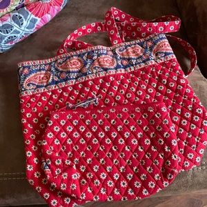 Era Bradley Tote w/matching make up bag